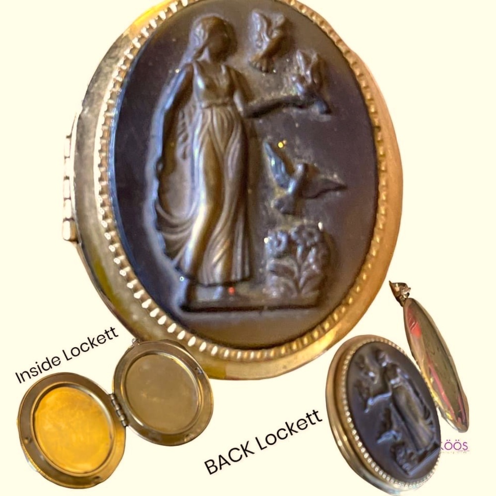 RARE STONE CARVED CAMEO INSPIRED LOCKET MEASURES AT 10.7cm”